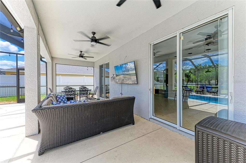 6123 Blue Runner Court Lakewood Ranch, FL 34202 - Photo 42 of 54