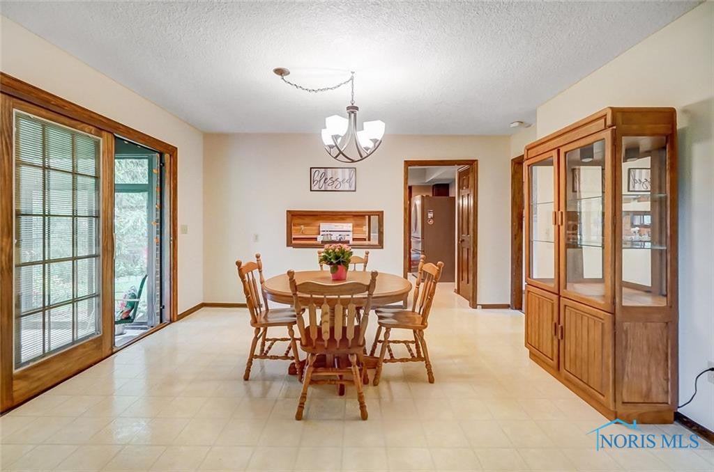 5347 Radcliffe Road Sylvania, OH 43560 - Photo 7 of 19 Gallery Image 7