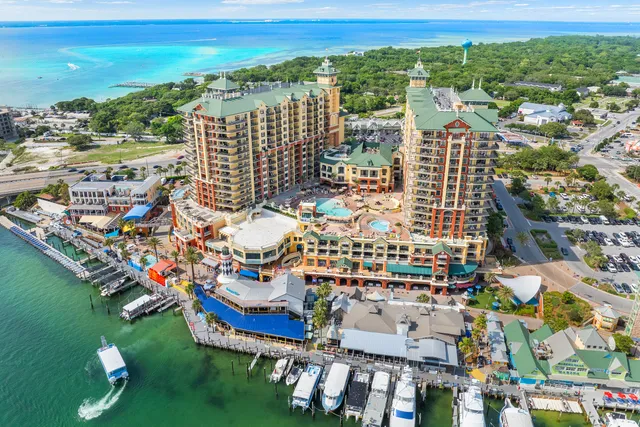 a view of a dining room and livingroom
