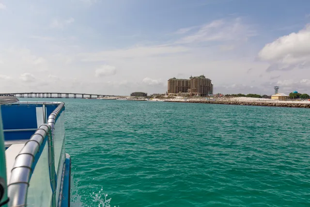 $733,000 | 10 Harbor Boulevard, Unit E409, Destin, FL 32541