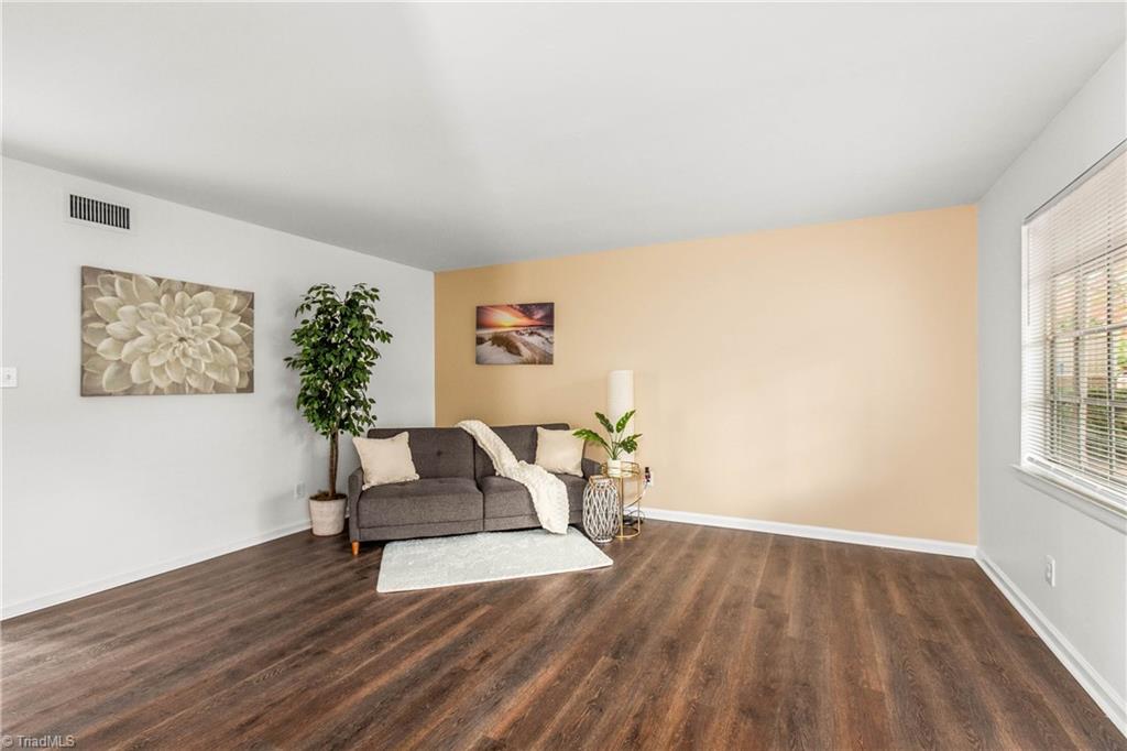 3824 Country Club Road, Unit D Winston-Salem, NC 27104 - Photo 10 of 22