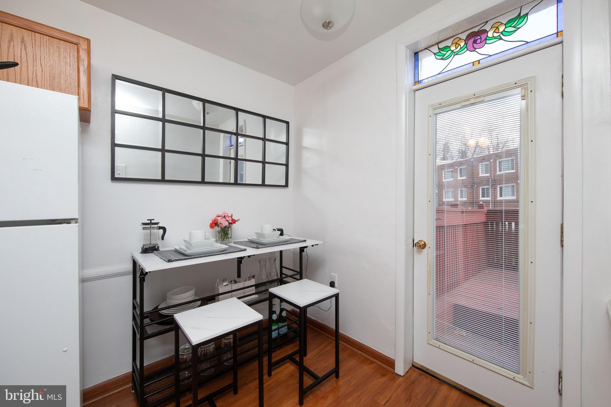 8035 Winston Road Philadelphia, PA 19118 - Photo 15 of 31 Breakfast nook