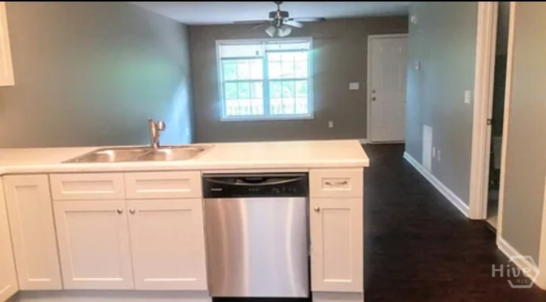 184 Strickland Avenue Athens, GA 30601 - Photo 3 of 8