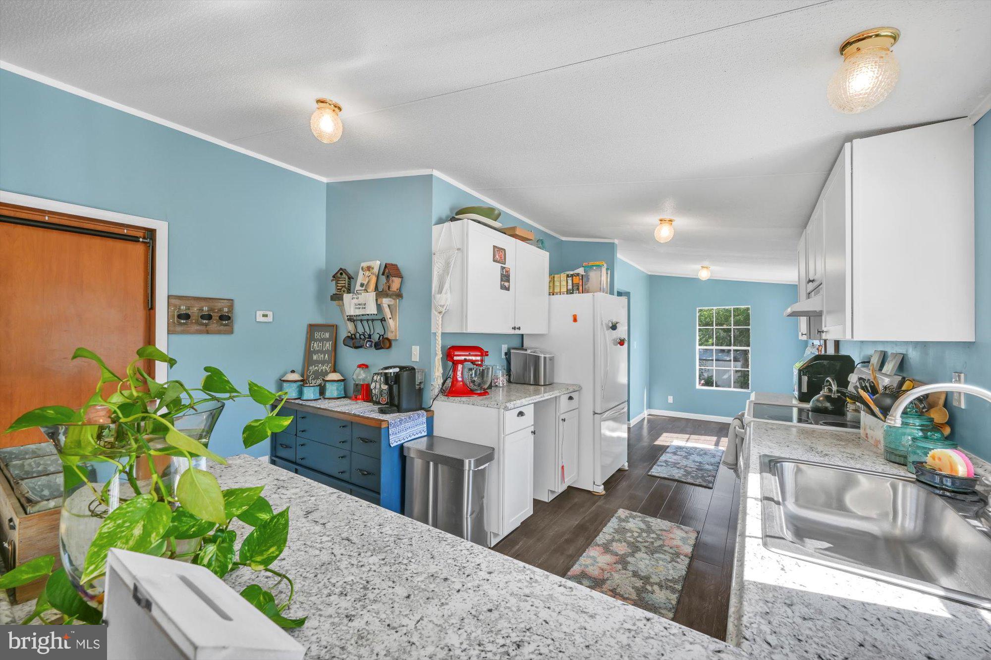 789 Hoffmeier Road Gap, PA 17527 - Photo 11 of 26 a living room with furniture and a table