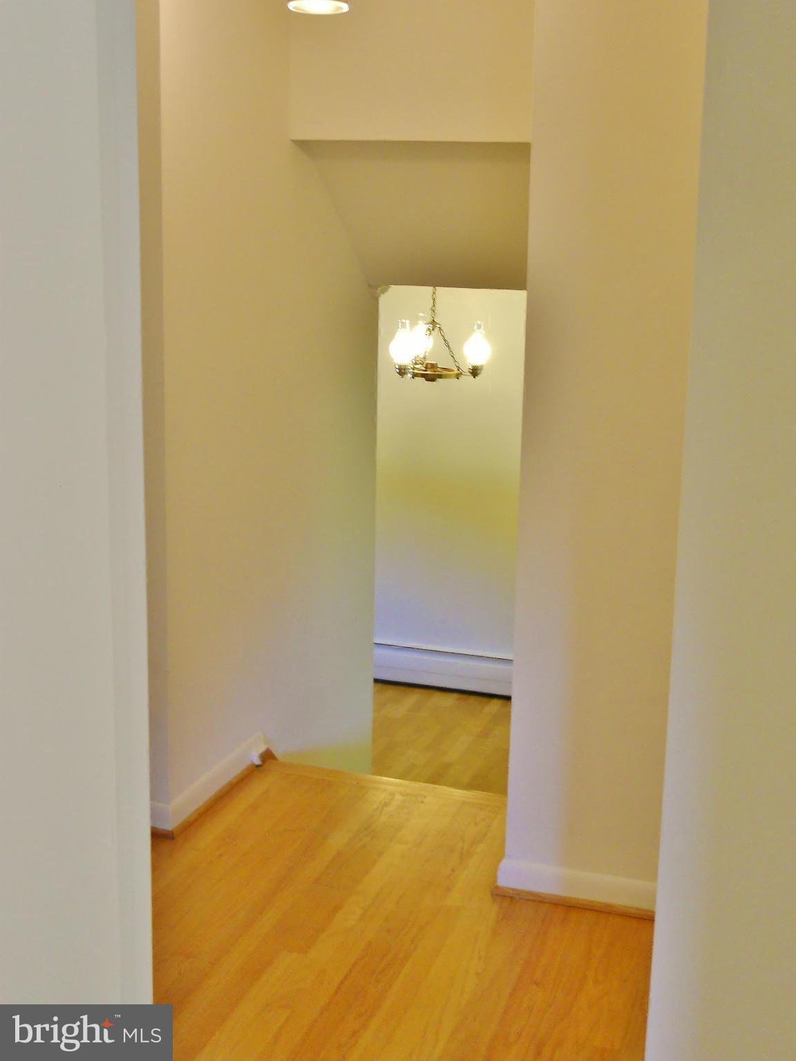 7930 Belgaro Road Laurel, MD 20723 - Photo 24 of 30 Hall way