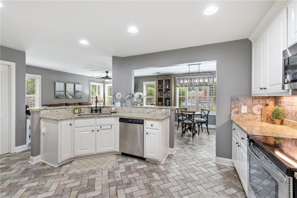 727 Brannon Holder Road Winder, GA 30680 - Photo 6 of 41