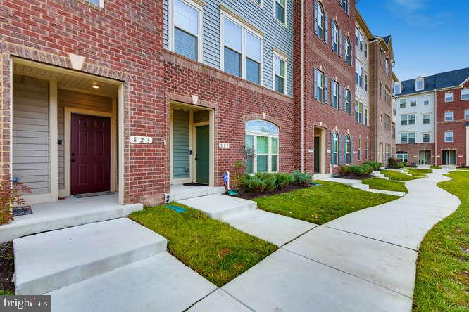 823 Orchard Tree Road, Unit 49 Odenton, MD 21113 - Photo 25 of 28 Front entry & walk way