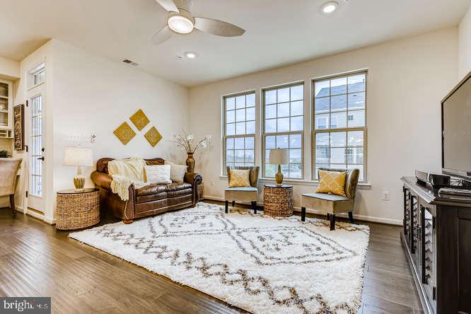 823 Orchard Tree Road, Unit 49 Odenton, MD 21113 - Photo 8 of 28 Additional entertaining area off Kitchen & Dining