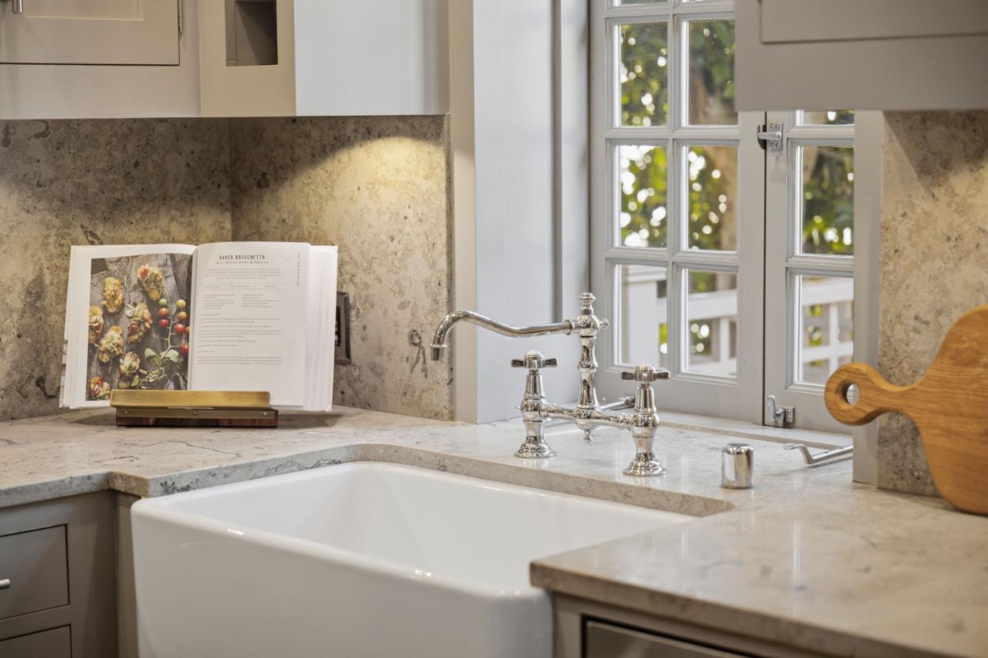 760 Edgewood Road San Mateo, CA 94402 - Photo 23 of 76 Gallery Image 23