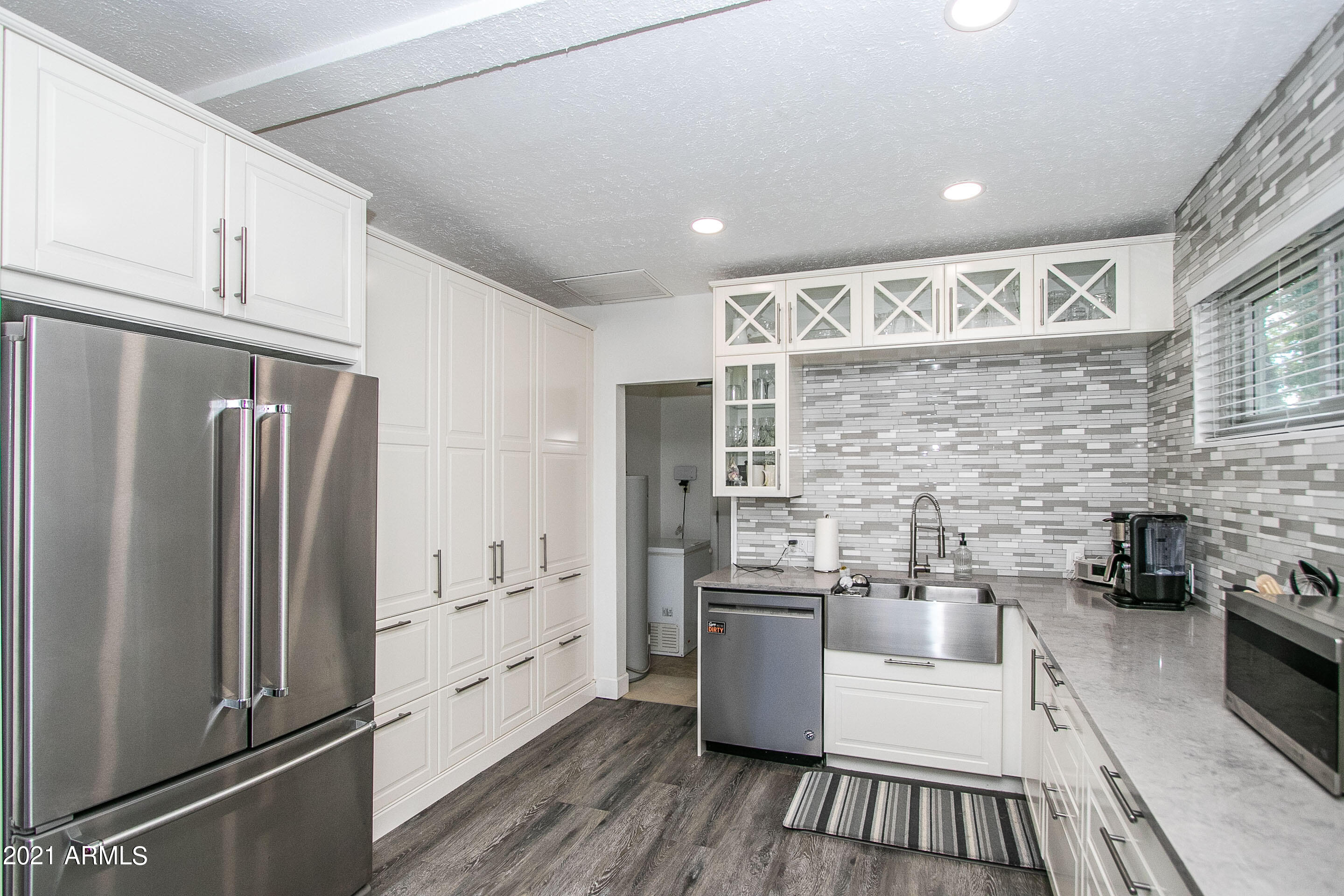 3017 East Osborn Road Phoenix, AZ 85016 - Photo 5 of 31 That backsplash though.