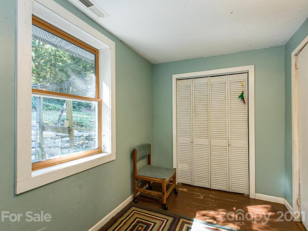 180 Davidson Road Swannanoa, NC 28778 - Photo 24 of 36 Gallery Image 24