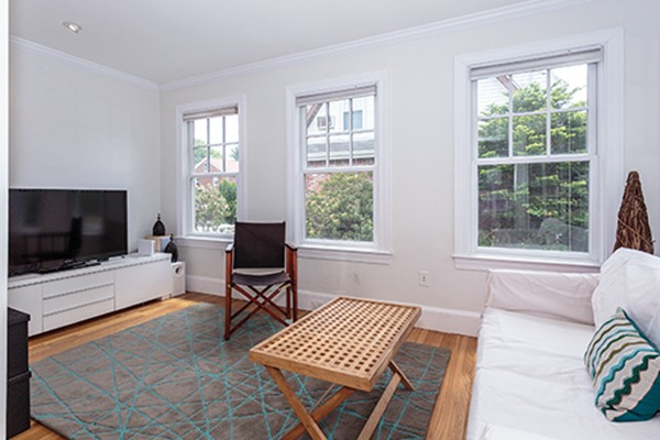 146 Watson Road Belmont, MA 02478 - Photo 8 of 23