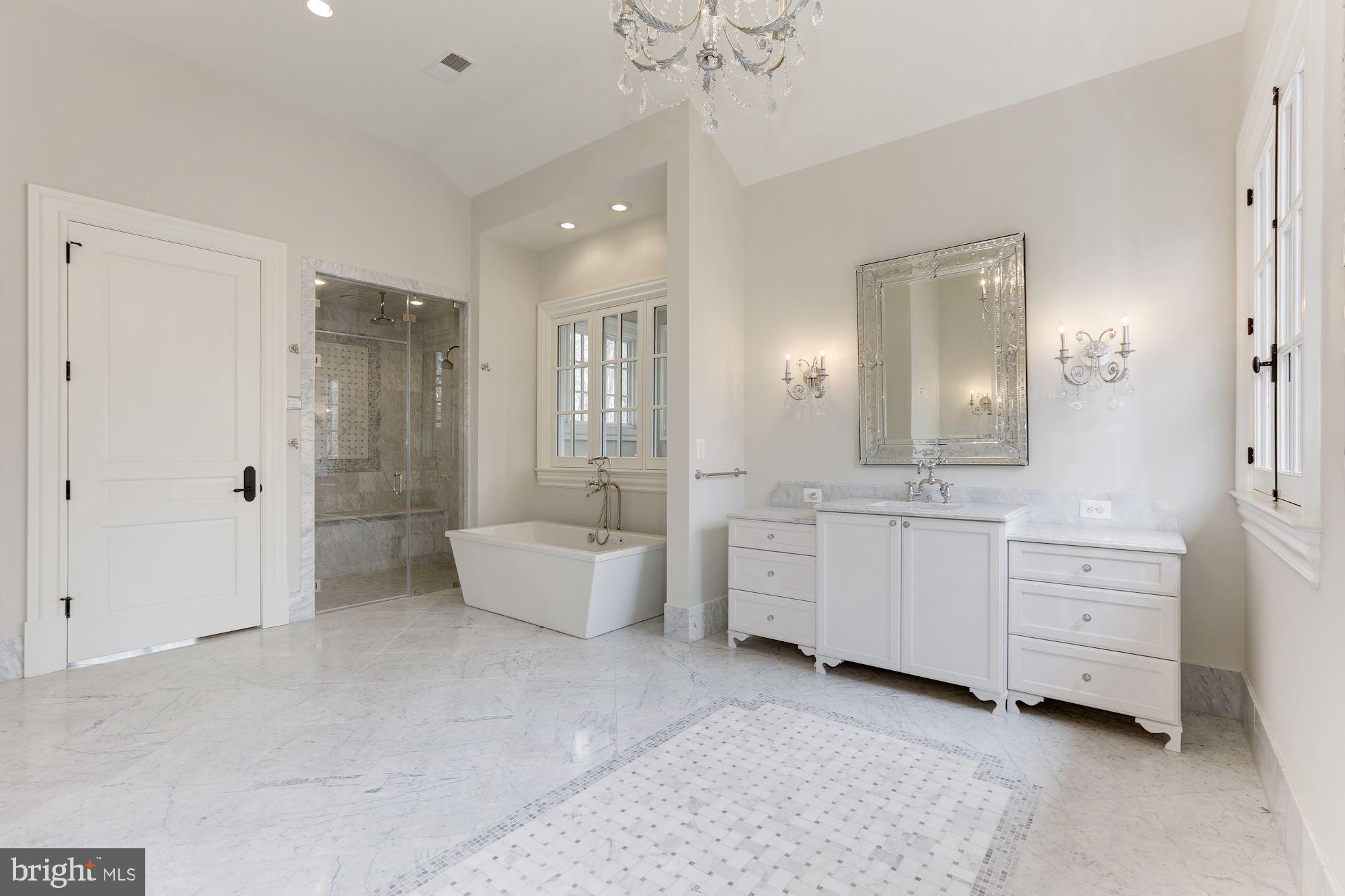 906 Turkey Run Road McLean, VA 22101 - Photo 29 of 52 Master Bath