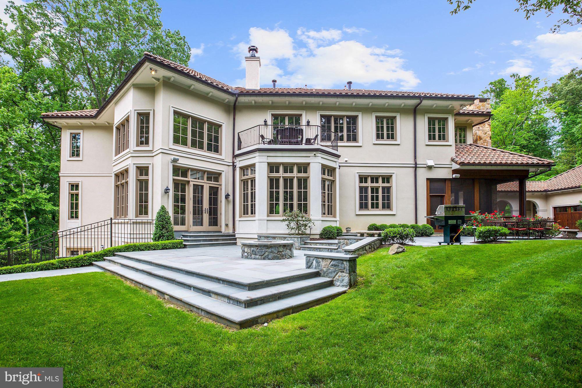 906 Turkey Run Road McLean, VA 22101 - Photo 47 of 52 Rear Exterior