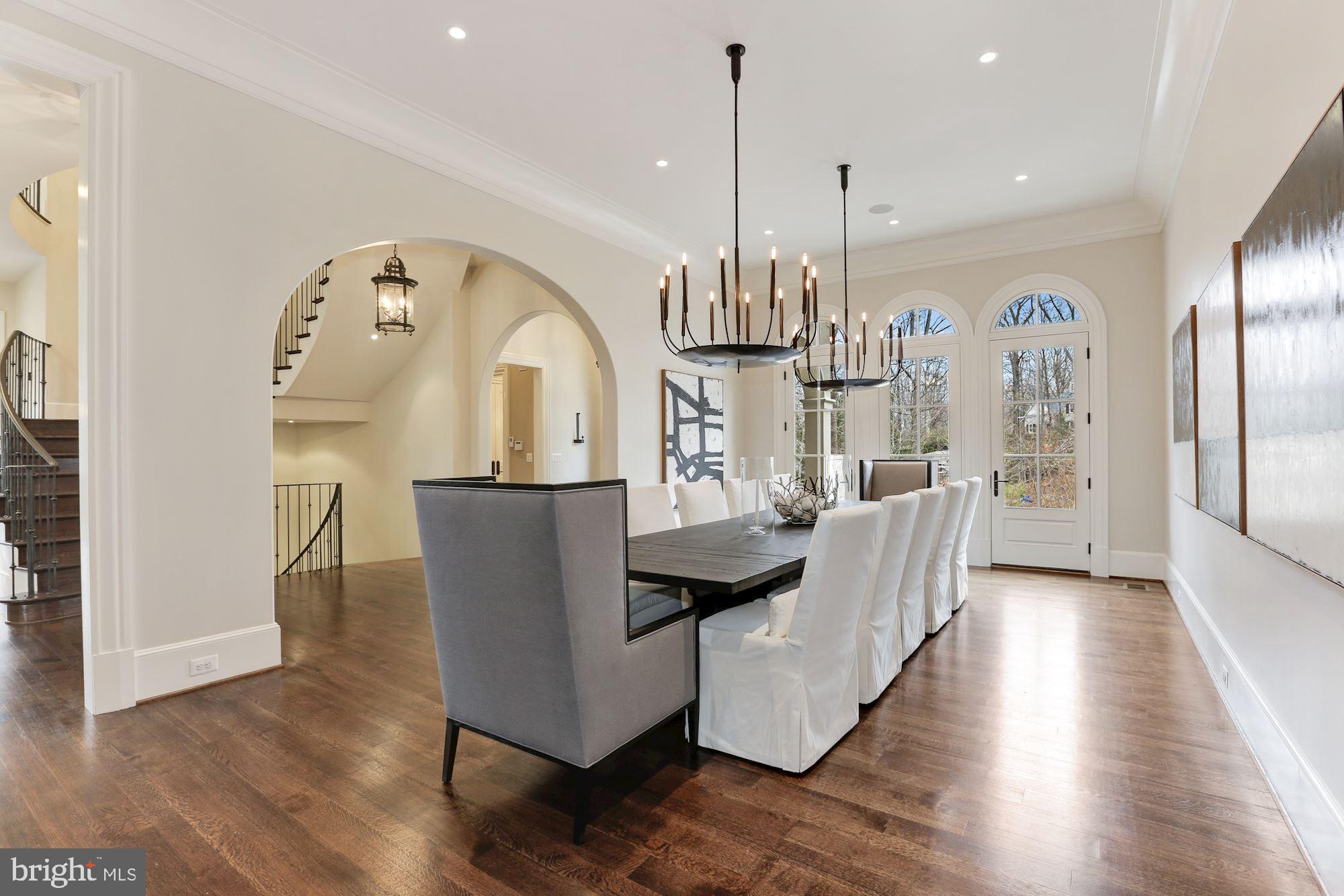 906 Turkey Run Road McLean, VA 22101 - Photo 8 of 52 Dining Room