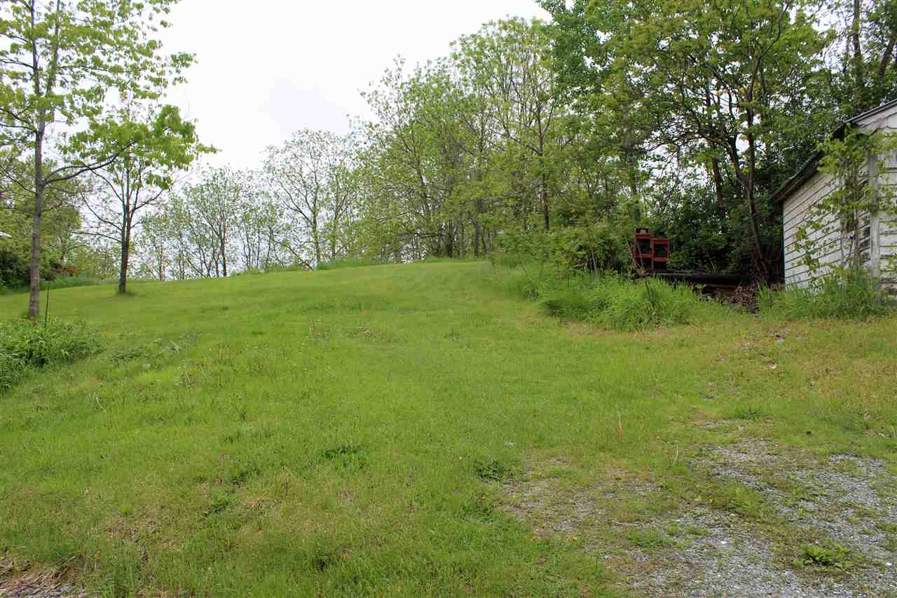 2719 Old Stage Road Benson, VT 05743 - Photo 16 of 23