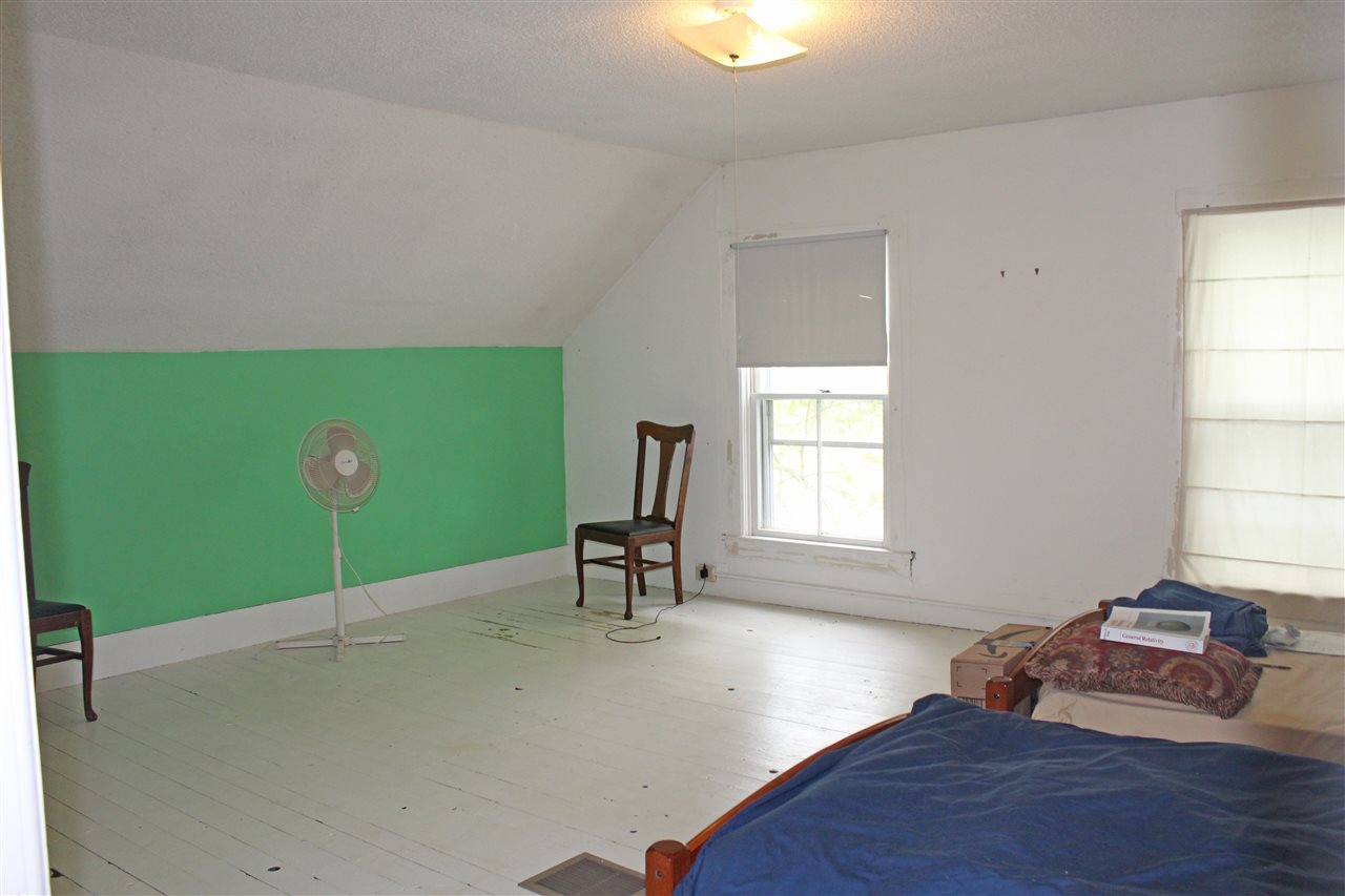 2719 Old Stage Road Benson, VT 05743 - Photo 9 of 23