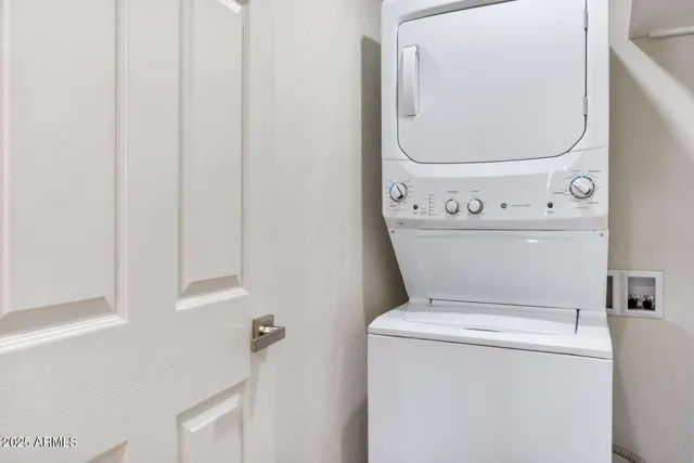 $299,900 | 214 East Aero Drive, Payson, AZ 85541