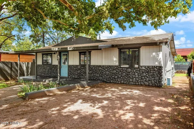 $299,900 | 214 East Aero Drive, Payson, AZ 85541