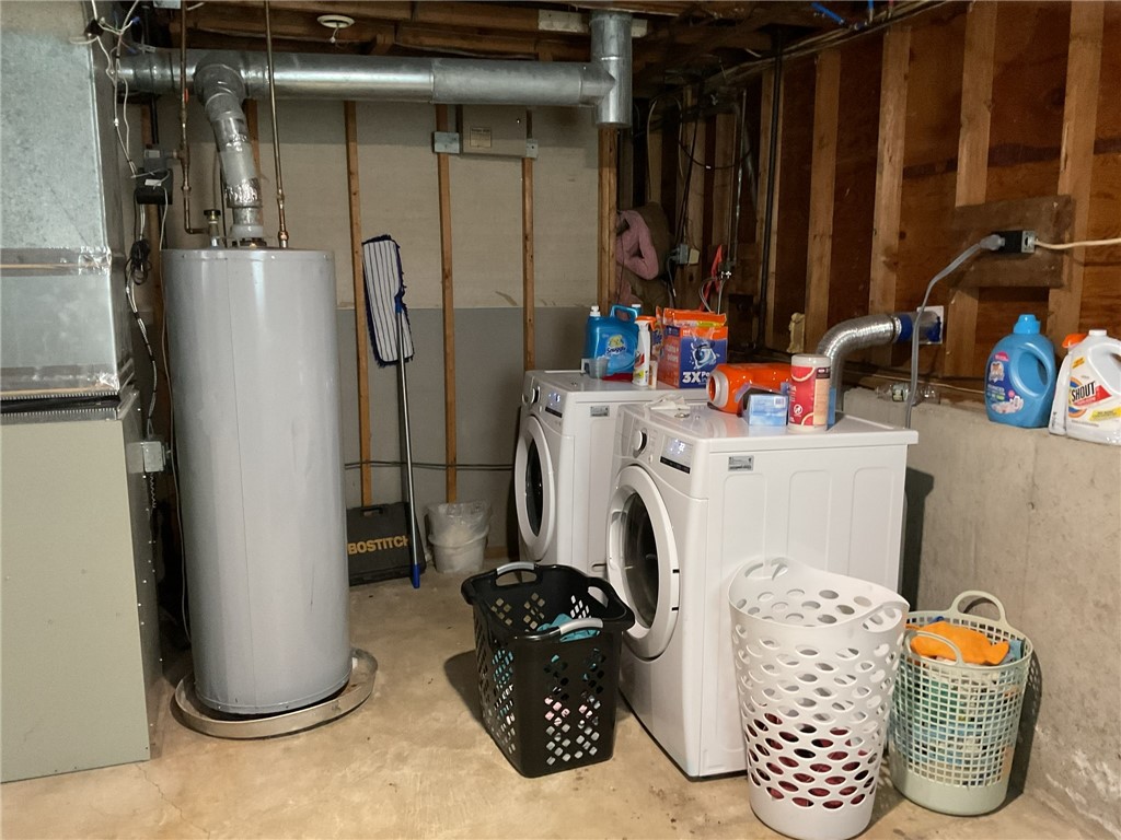 16 Arrow Avenue Warwick, RI 02886 - Photo 23 of 35