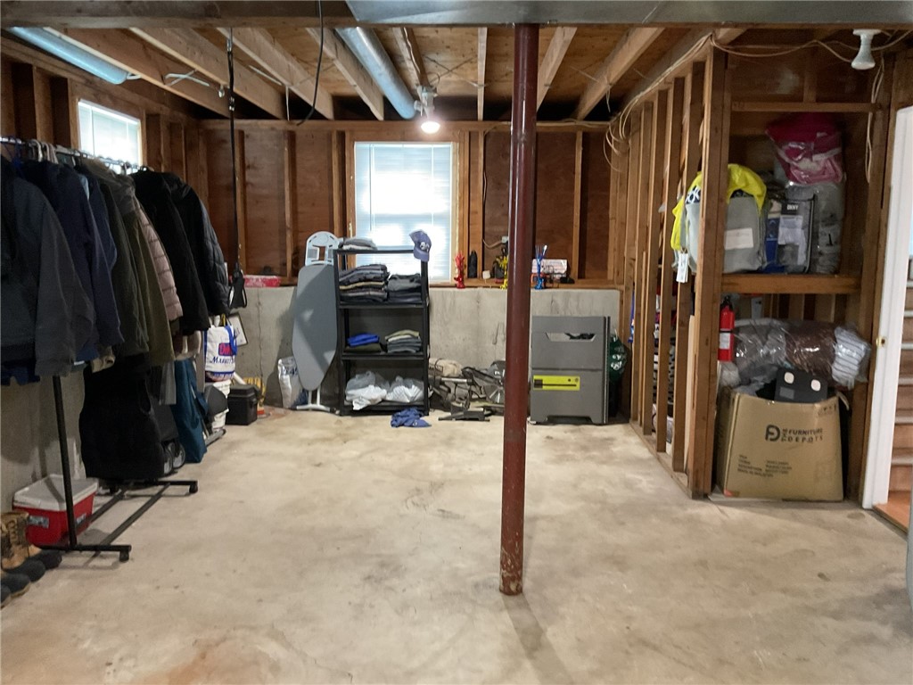 16 Arrow Avenue Warwick, RI 02886 - Photo 25 of 35