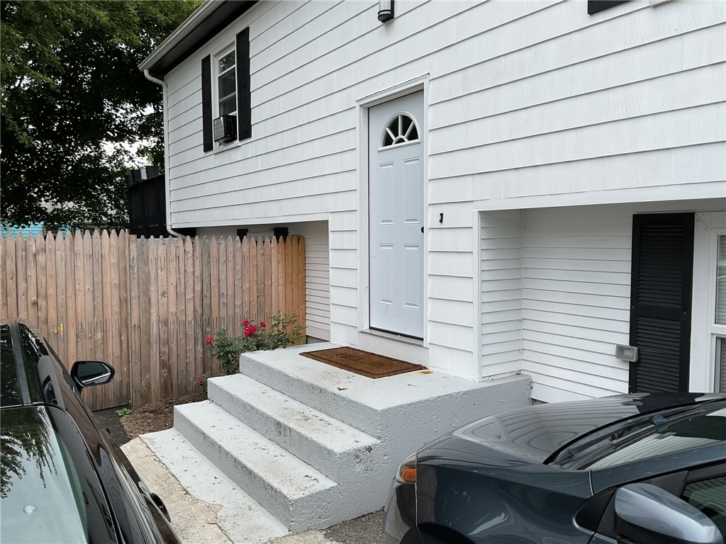 16 Arrow Avenue Warwick, RI 02886 - Photo 4 of 35