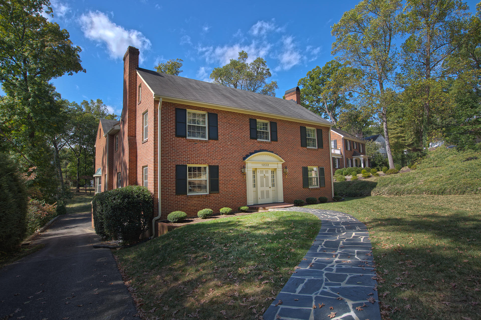 1232 Persinger Road Southwest Roanoke, VA 24015 - Photo 1 of 52 4