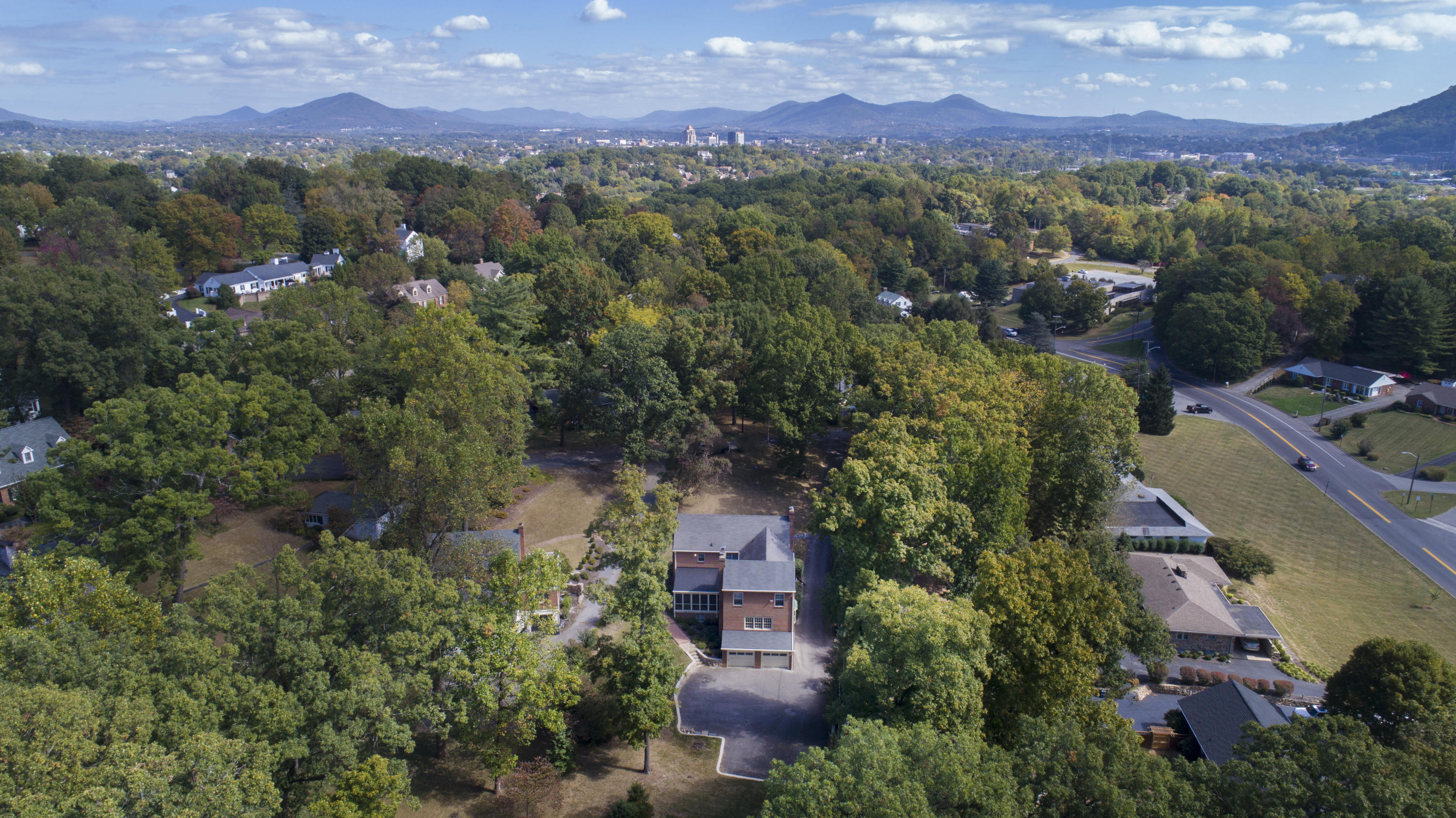 1232 Persinger Road Southwest Roanoke, VA 24015 - Photo 46 of 52 drone-4