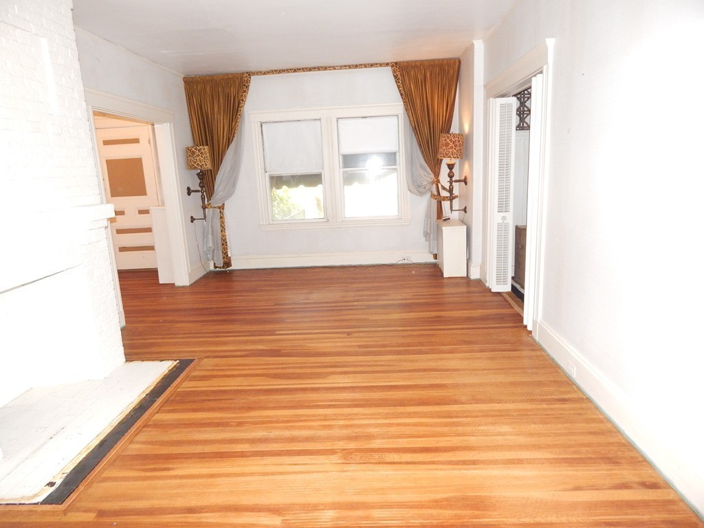 185 Monroe Road Quincy, MA 02169 - Photo 4 of 11 Gallery Image 4