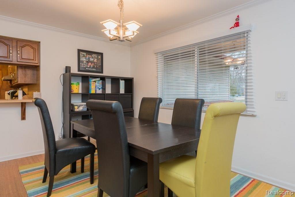 dining room.jpg