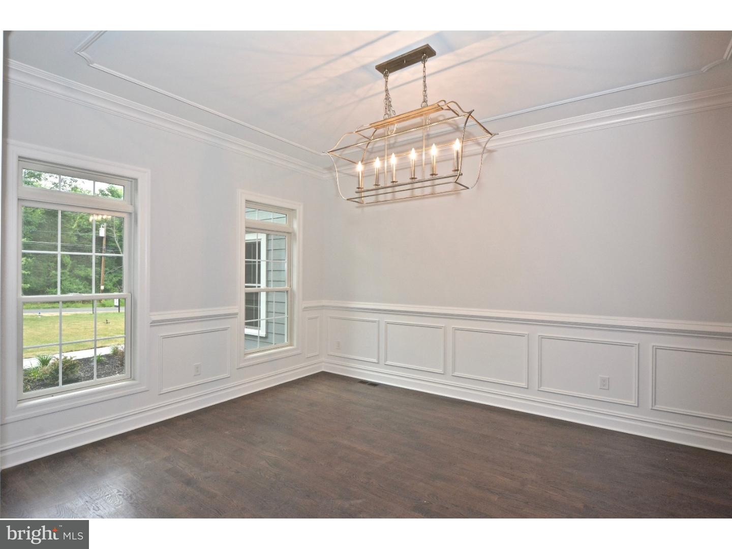 148 Herrontown Road Princeton, NJ 08540 - Photo 11 of 37 Dining Room with ceiling and wall moldings.