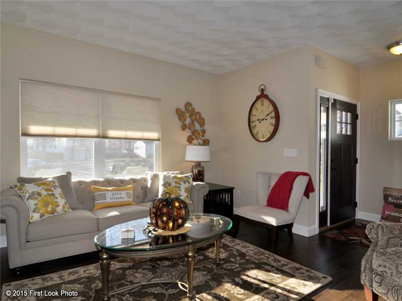 157 Julian Road Warwick, RI 02889 - Photo 3 of 25 Living Room.