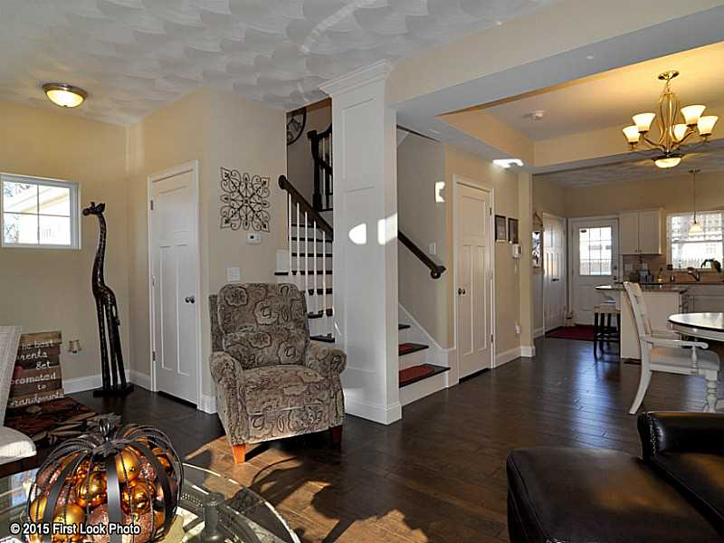 157 Julian Road Warwick, RI 02889 - Photo 4 of 25 Living Room.