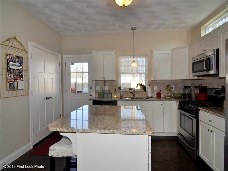 157 Julian Road Warwick, RI 02889 - Photo 7 of 25 Kitchen.
