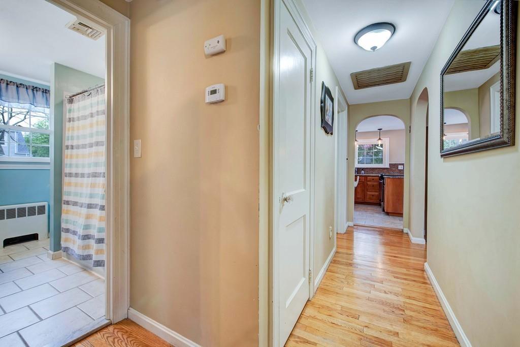 18 Meadow Road Longmeadow, MA 01106 - Photo 20 of 37 Gallery Image 20