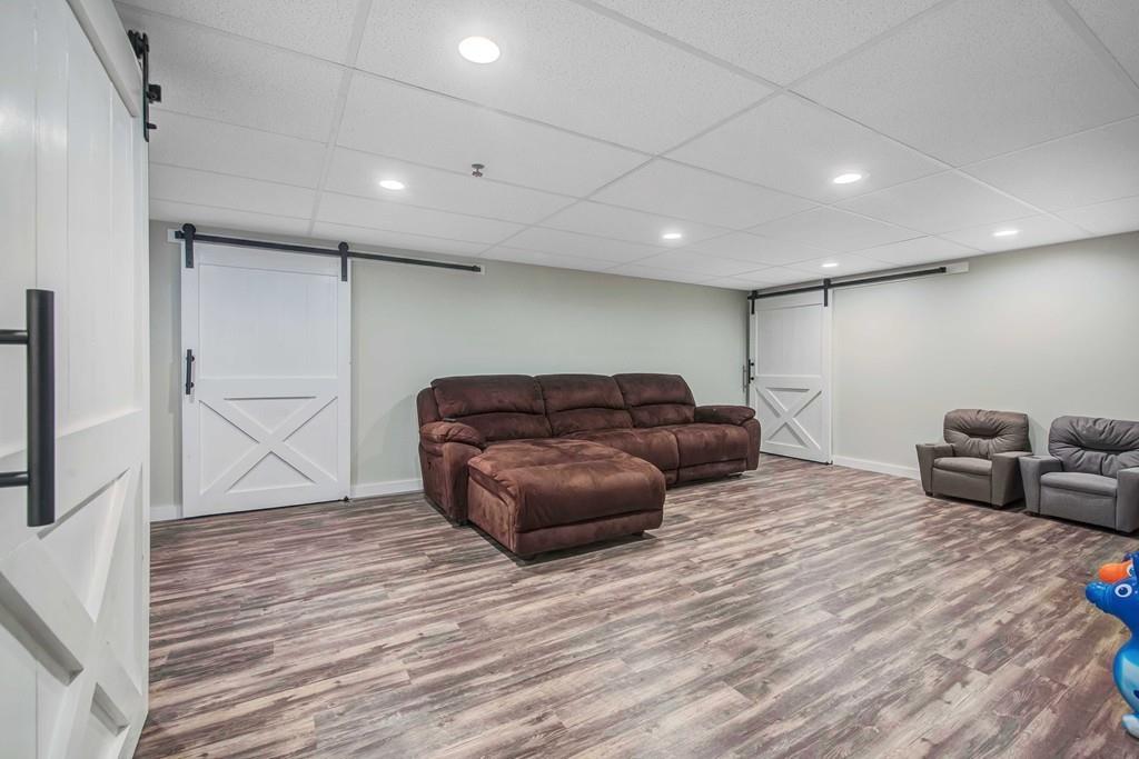 18 Meadow Road Longmeadow, MA 01106 - Photo 26 of 37 Gallery Image 26