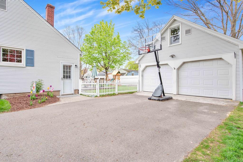 18 Meadow Road Longmeadow, MA 01106 - Photo 32 of 37 Gallery Image 32