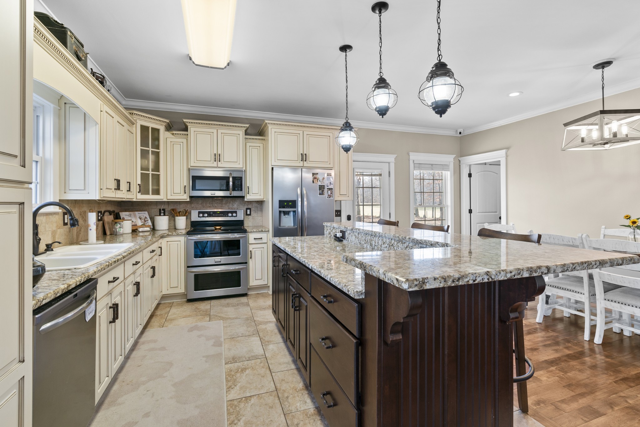 7027 Cowan Road Springfield, TN 37172 - Photo 13 of 92