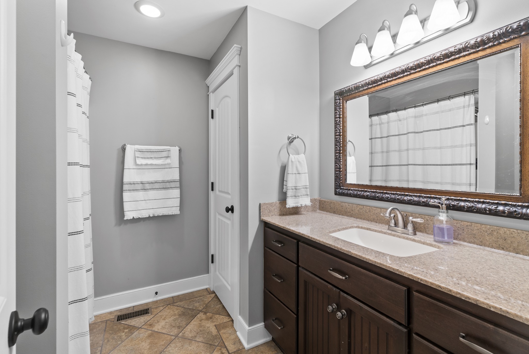 7027 Cowan Road Springfield, TN 37172 - Photo 34 of 92