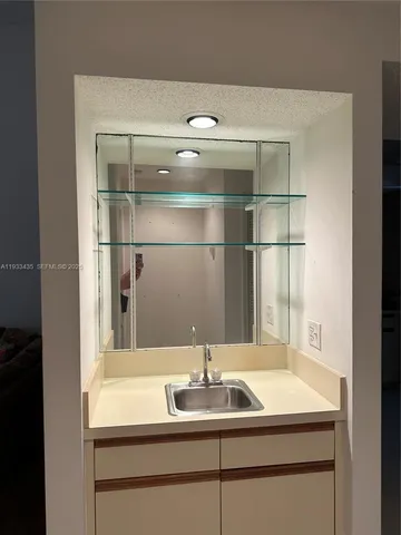 $272,000 | 5200 Southeast Seascape Way, Unit 201, Stuart, FL 34997