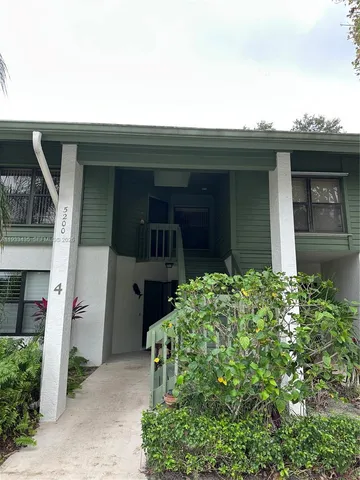 $272,000 | 5200 Southeast Seascape Way, Unit 201, Stuart, FL 34997