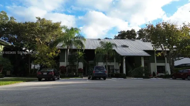 $272,000 | 5200 Southeast Seascape Way, Unit 201, Stuart, FL 34997