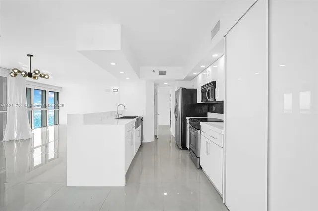 $8,990 | 16485 Collins Avenue, Unit 1236, Sunny Isles Beach, FL 33160