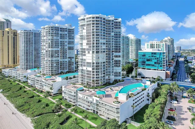 $8,990 | 16485 Collins Avenue, Unit 1236, Sunny Isles Beach, FL 33160