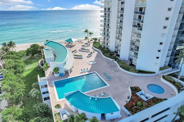 $8,990 | 16485 Collins Avenue, Unit 1236, Sunny Isles Beach, FL 33160