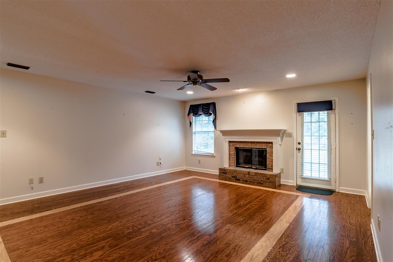 822 Artillery Range West Daphne, AL 36527 - Photo 7 of 29