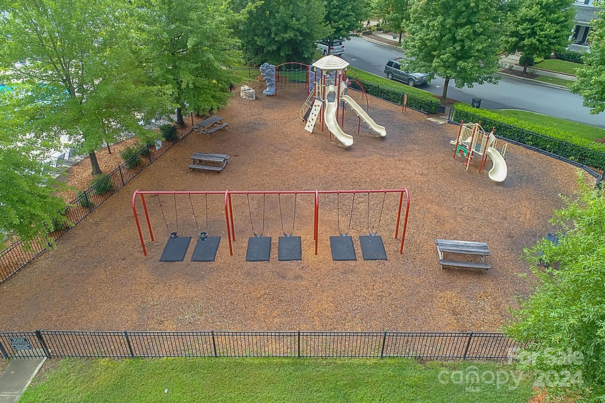 913 Lyndley Drive Fort Mill, SC 29708 - Photo 36 of 39 Gallery Image 36