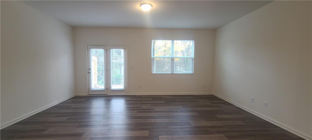 1516 Vernon Boulevard Decatur, GA 30035 - Photo 4 of 14