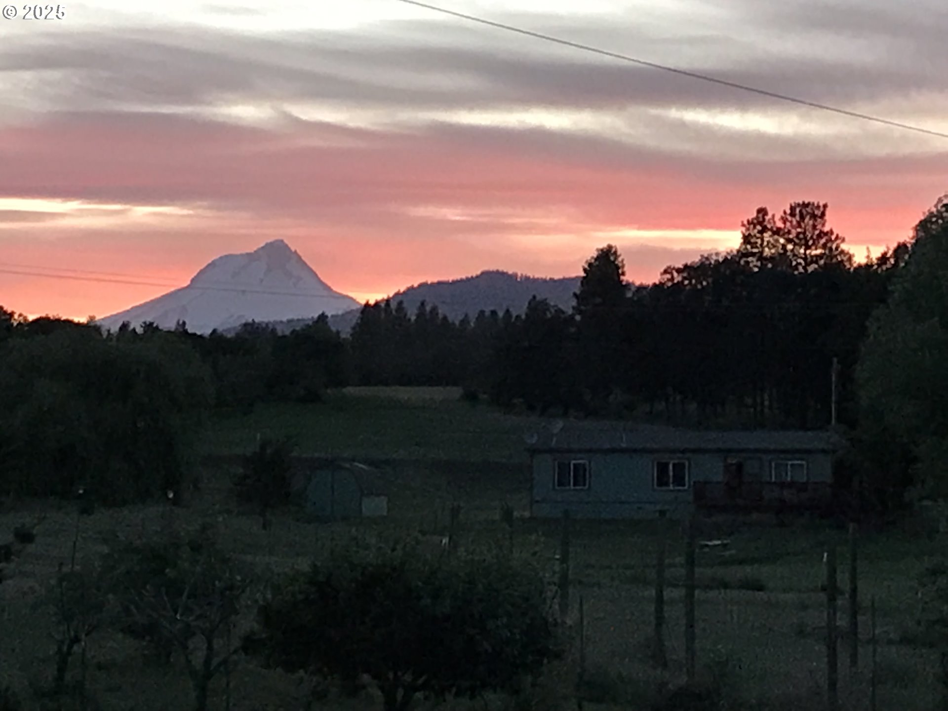 317 South Wayne R Road Tygh Valley, OR 97063 - Photo 11 of 35