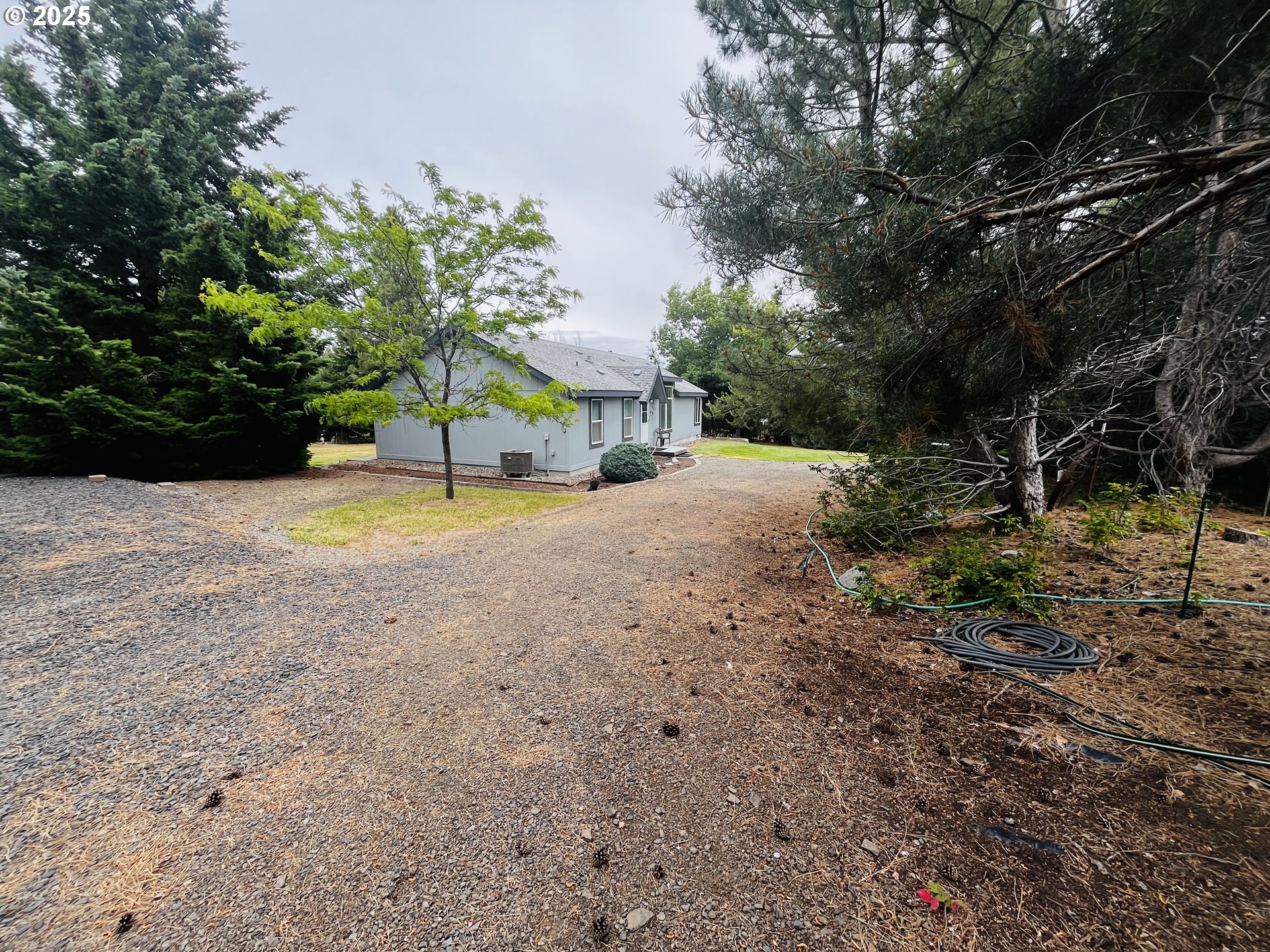 317 South Wayne R Road Tygh Valley, OR 97063 - Photo 4 of 35